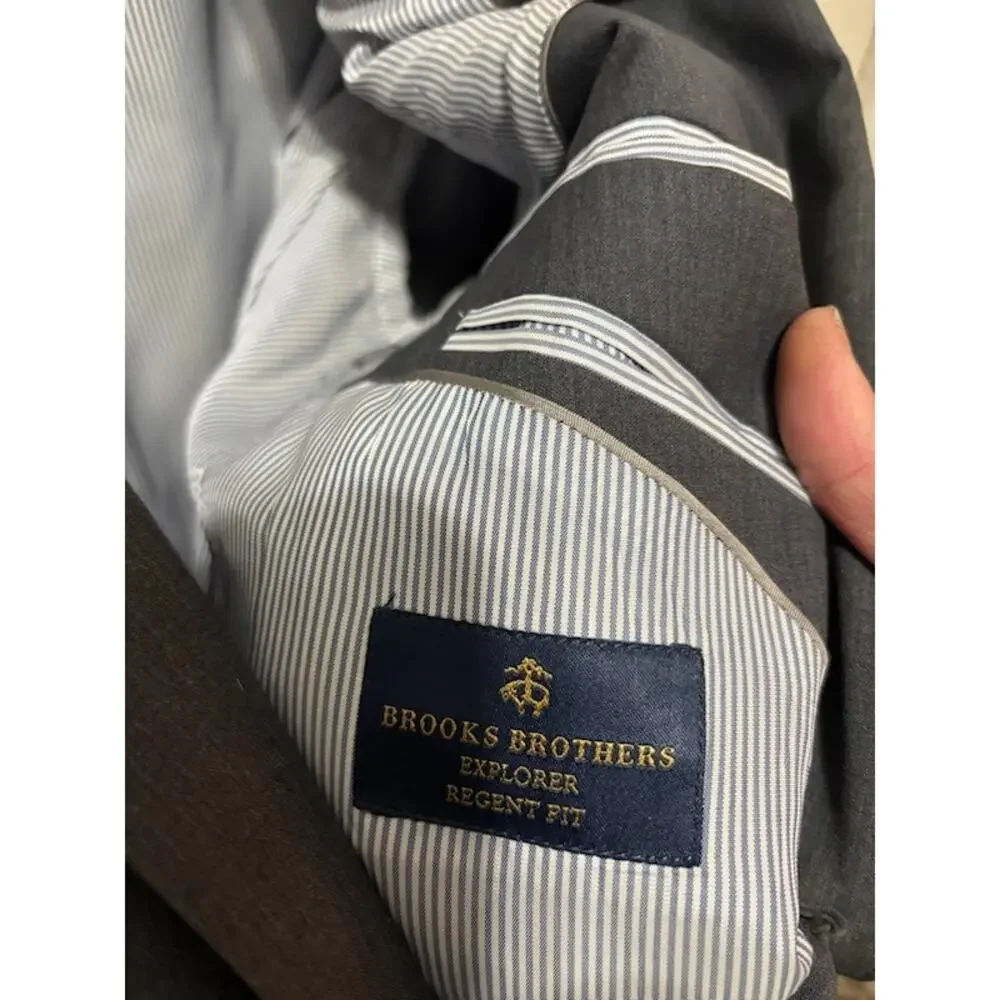 Brooks Brothers Explorer Regent Blazer Mens Gray Wool Suit Jacket size 42